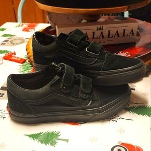 Vans Old Skool V Skate Shoe - Big Kid - Black Monochrome